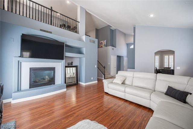 917 Scarlet Haze Avenue, Las Vegas, NV 89183