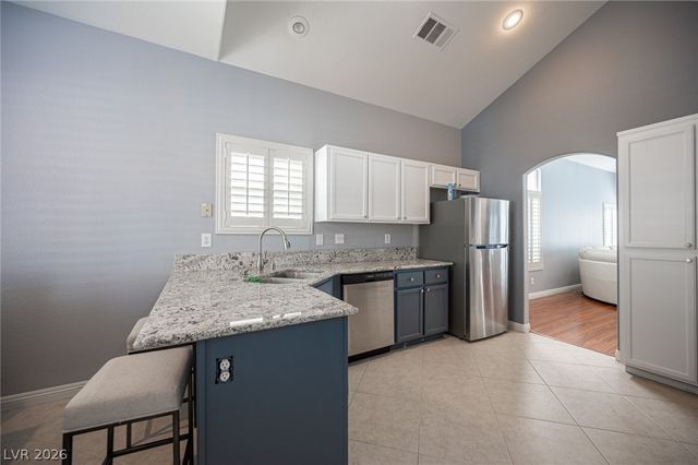 917 Scarlet Haze Avenue, Las Vegas, NV 89183