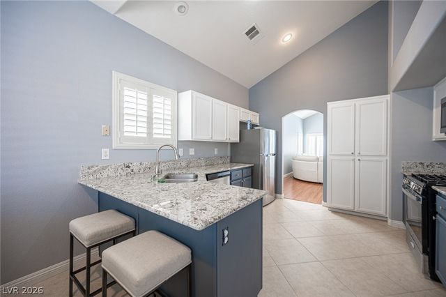 917 Scarlet Haze Avenue, Las Vegas, NV 89183