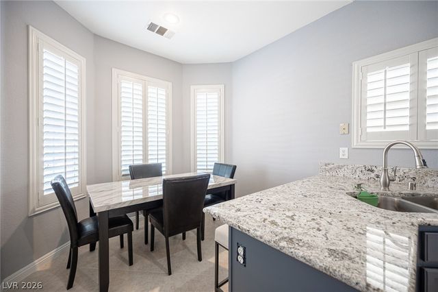 917 Scarlet Haze Avenue, Las Vegas, NV 89183