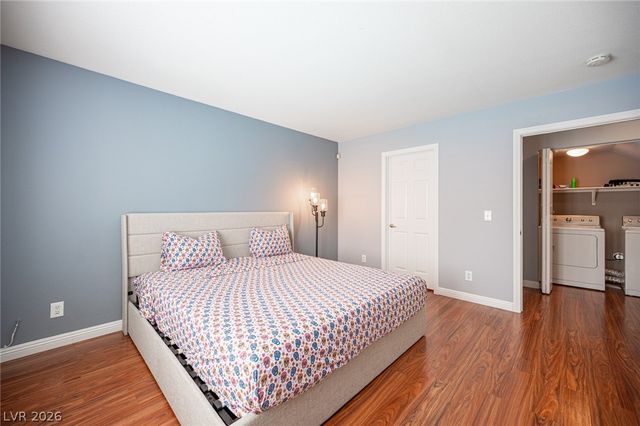 917 Scarlet Haze Avenue, Las Vegas, NV 89183