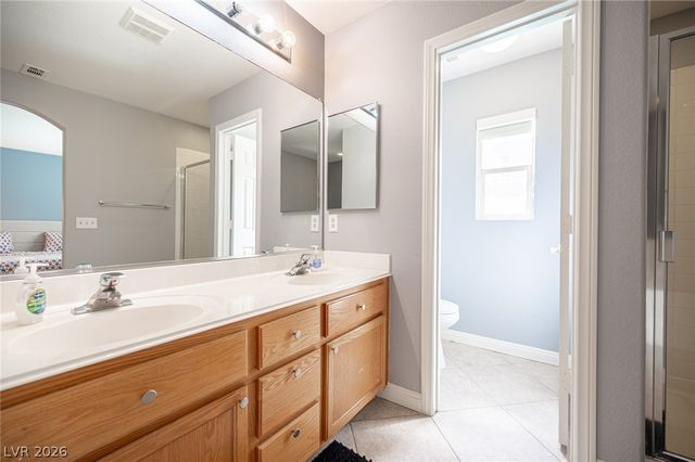 917 Scarlet Haze Avenue, Las Vegas, NV 89183