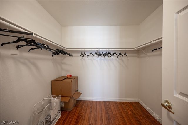 917 Scarlet Haze Avenue, Las Vegas, NV 89183