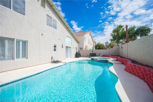 917 Scarlet Haze Avenue, Las Vegas, NV 89183