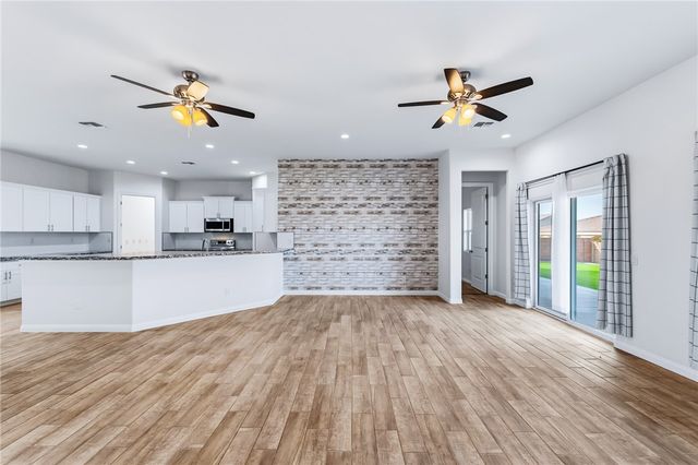 2385 Corwin Road, Bullhead City, AZ 86442