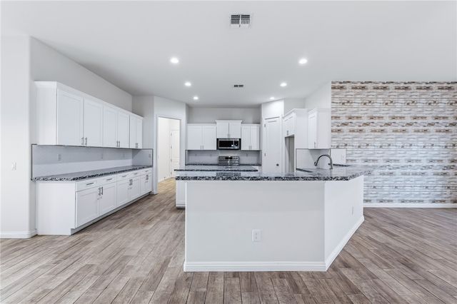 2385 Corwin Road, Bullhead City, AZ 86442