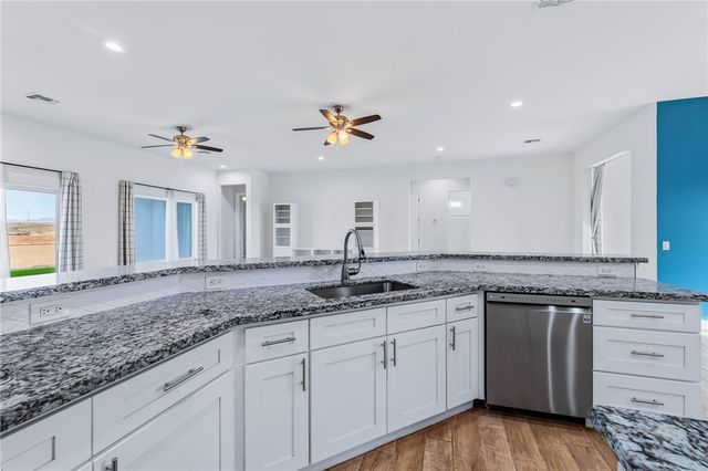 2385 Corwin Road, Bullhead City, AZ 86442