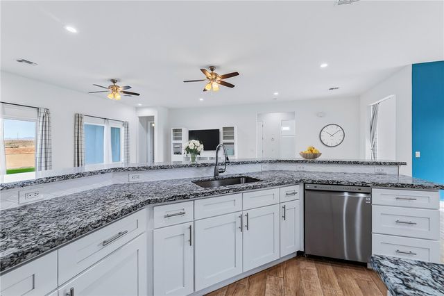 2385 Corwin Road, Bullhead City, AZ 86442