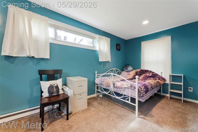 17381 Five Points Street, Redford Charter Township, MI 48240