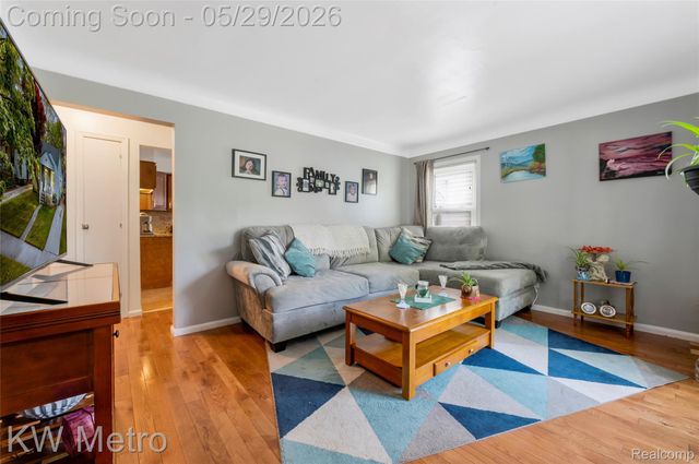 17381 Five Points Street, Redford Charter Township, MI 48240