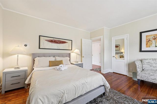 5 77th Street, North Bergen, NJ 07047