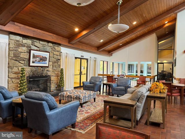 911 BOOM WAY, Annapolis, MD 21401