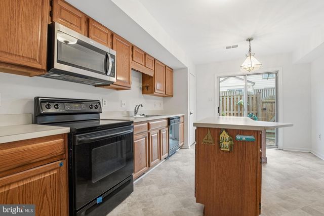 911 BOOM WAY, Annapolis, MD 21401