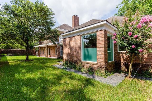 3822 Overbrook Lane, Houston, TX 77027