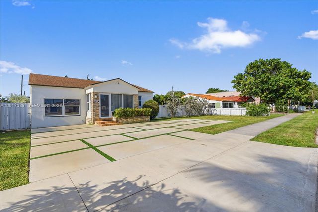 1639 Van Buren St, Hollywood, FL 33020
