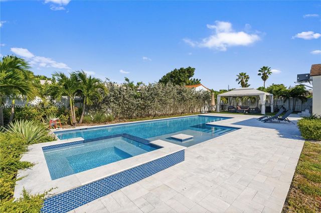 1639 Van Buren St, Hollywood, FL 33020