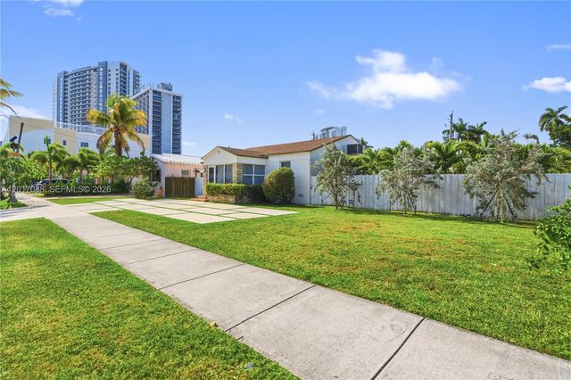 1639 Van Buren St, Hollywood, FL 33020