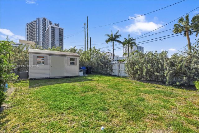 1639 Van Buren St, Hollywood, FL 33020