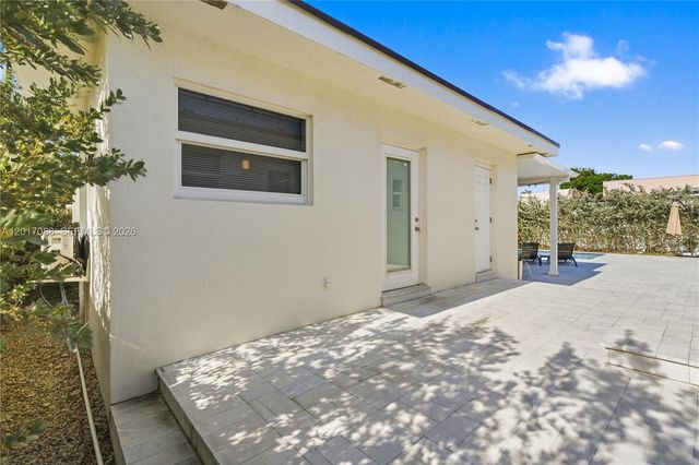 1639 Van Buren St, Hollywood, FL 33020