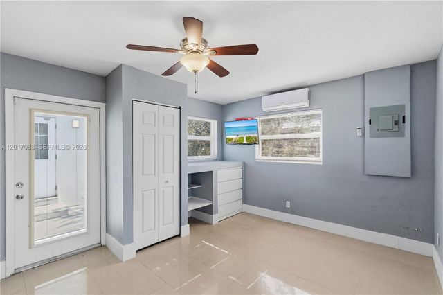 1639 Van Buren St, Hollywood, FL 33020
