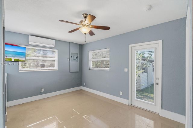 1639 Van Buren St, Hollywood, FL 33020