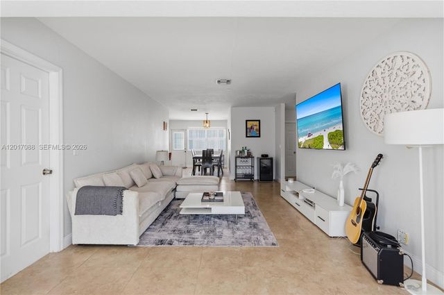 1639 Van Buren St, Hollywood, FL 33020