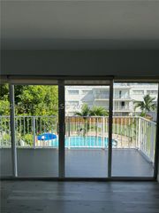 7713 SW 88th St A315, Miami, FL 33143