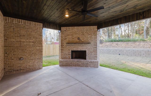 7041 Cold Creek Drive, Alexander, AR 72002