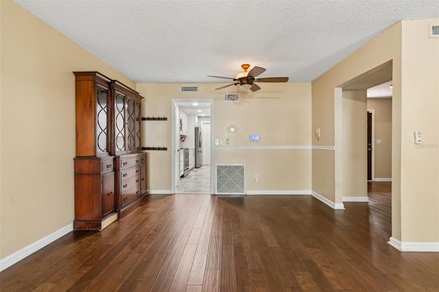 105 S MANHATTAN AVENUE, Tampa, FL 33609