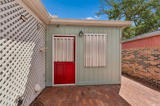 105 S MANHATTAN AVENUE, Tampa, FL 33609