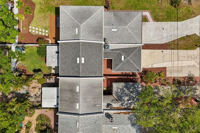 105 S MANHATTAN AVENUE, Tampa, FL 33609