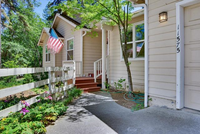 11575 Shockley Rd, Grass Valley, CA 95945