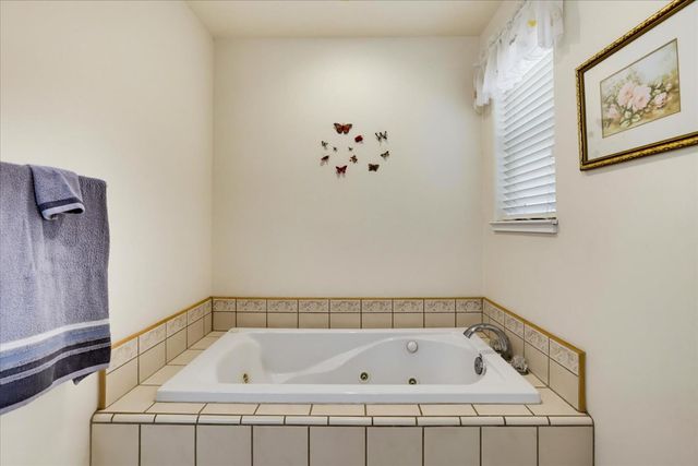 11575 Shockley Rd, Grass Valley, CA 95945