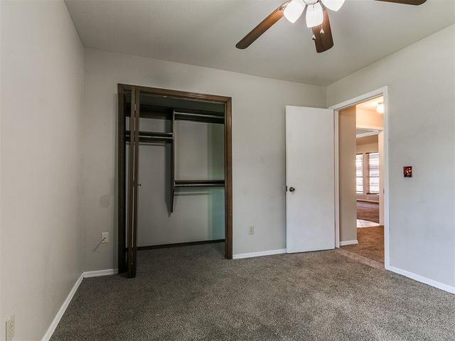 1025 Hawthorne Drive, Midwest City, OK 73110