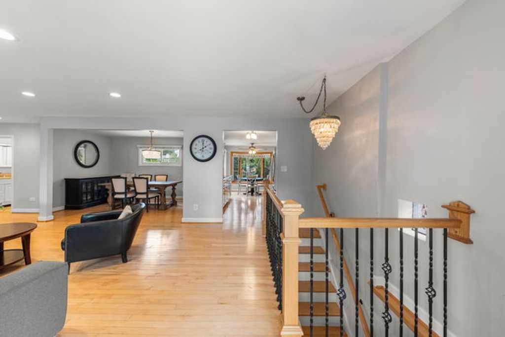 1S705 Westview Avenue, Lombard, IL 60148 — photo 5
