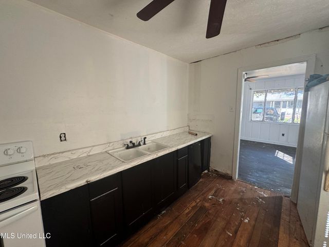 913 Lanier Avenue, Jackson, MS 39203