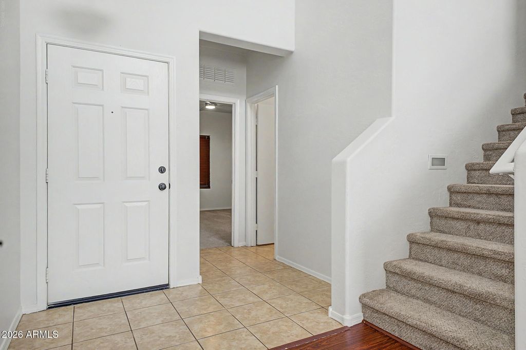 396 E BRADSTOCK Way, San Tan Valley, AZ 85140 — photo 4