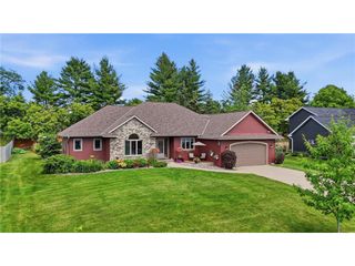 2311 Golf View Drive, River Falls, WI 54022