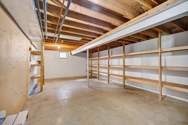 720 Waveland Road, Janesville, WI 53548