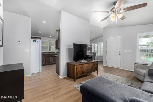 1702 E Michelle Drive, Phoenix, AZ 85022