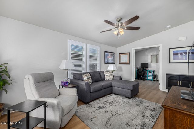 1702 E Michelle Drive, Phoenix, AZ 85022