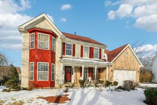 842 Deep Woods Court, Grayslake, IL 60030