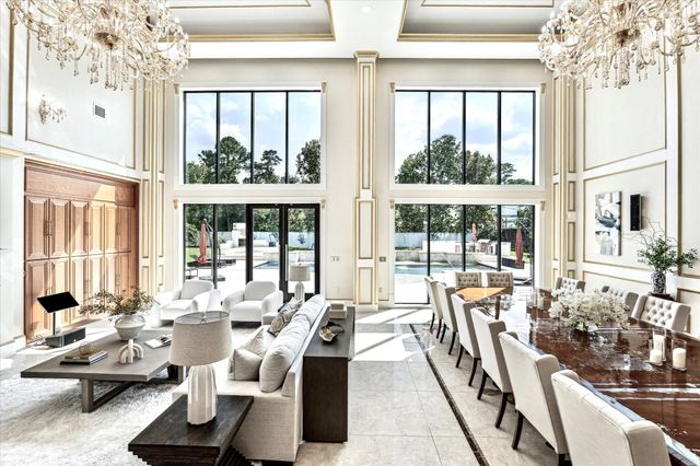 9105 Memorial Drive, Houston, TX 77024