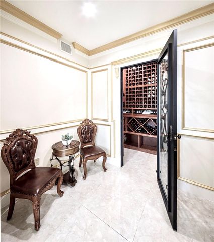 9105 Memorial Drive, Houston, TX 77024