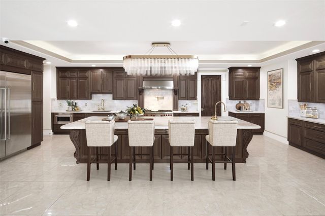 9105 Memorial Drive, Houston, TX 77024