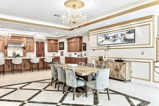 9105 Memorial Drive, Houston, TX 77024