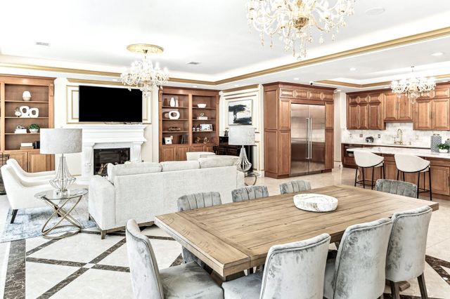 9105 Memorial Drive, Houston, TX 77024