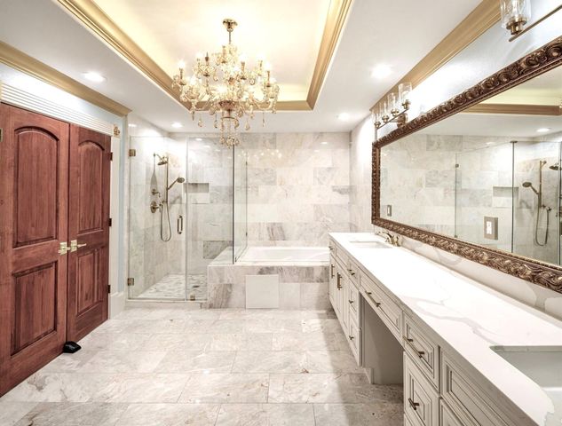 9105 Memorial Drive, Houston, TX 77024