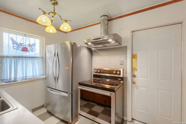 4218 VALLEYFIELD ST, San Antonio, TX 78222