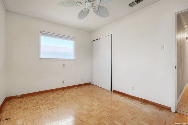 4218 VALLEYFIELD ST, San Antonio, TX 78222